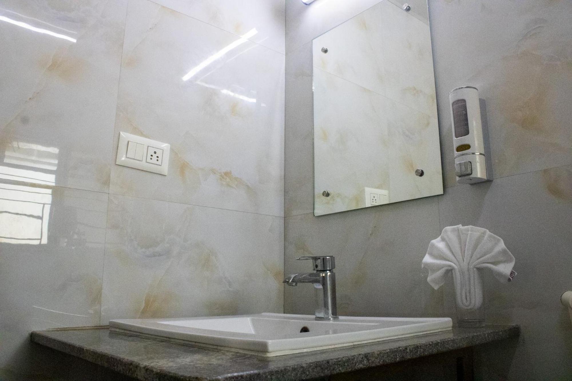 Mystic Hotel Koramangala Bangalore Eksteriør bilde